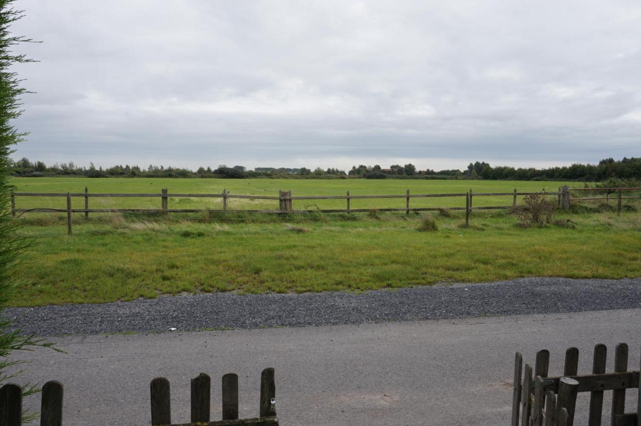 Kustverhuur, Oude Manege Nieuwvliet, Nieuwvliet 3 - 9 Kültér fotó